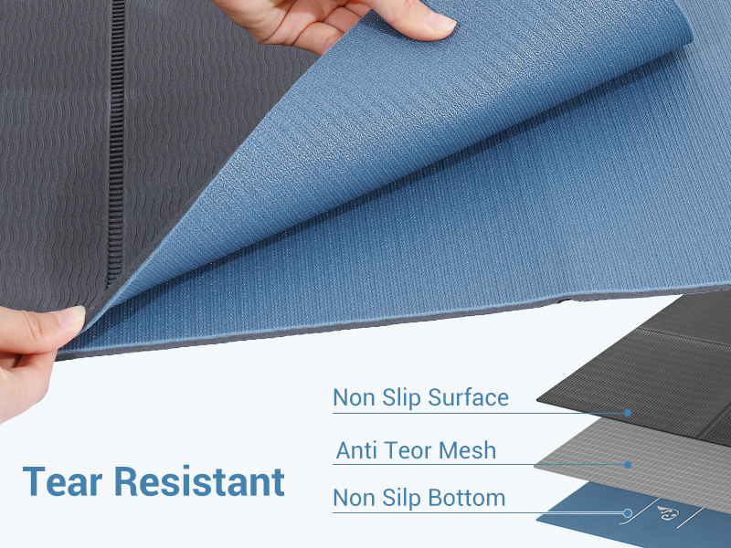 Avoalre Foldable Travel Yoga Mat