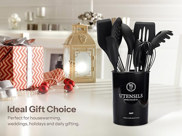 kitchen utensils set