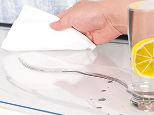 easy to clean table cover