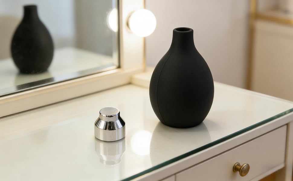 Perfect for dry shampoo & talc. Versatile dispenser for all powder needs.