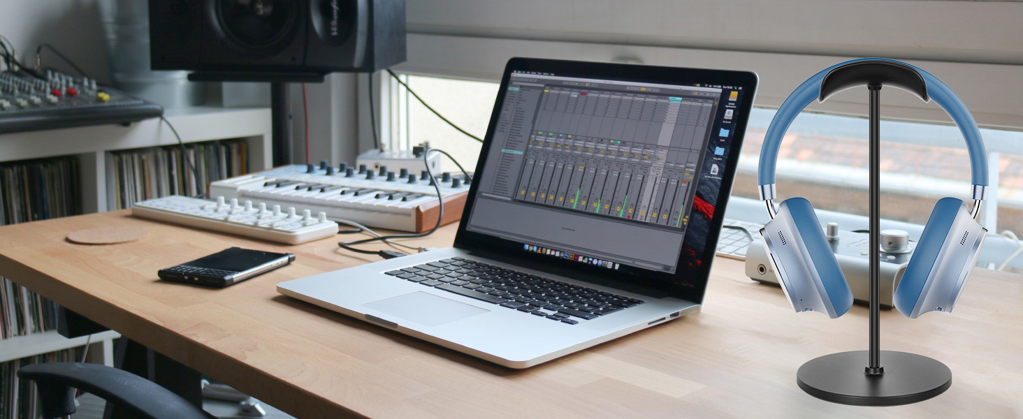 headphone stand