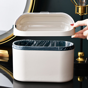 mini garbage can