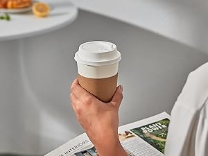 coffee cups with lids
