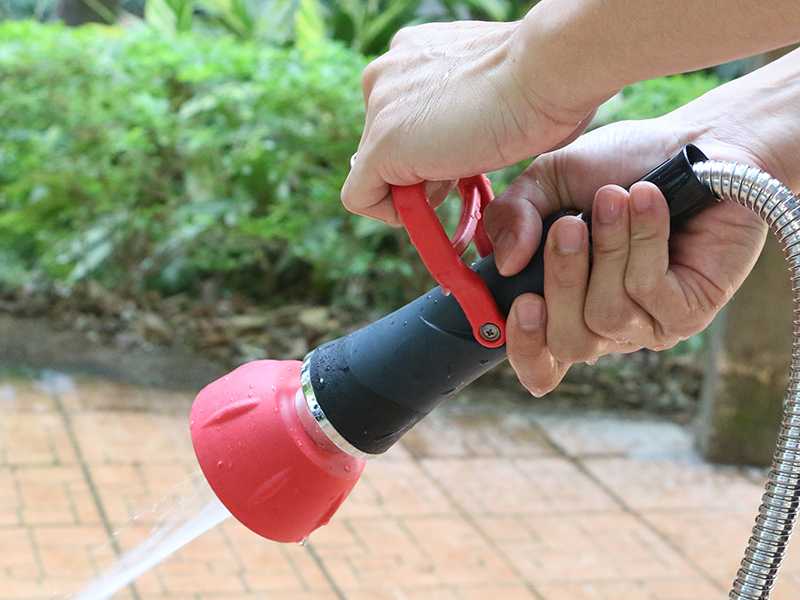 HIGH FLOW FIREMAN GARDEN HOSE NOZZLE