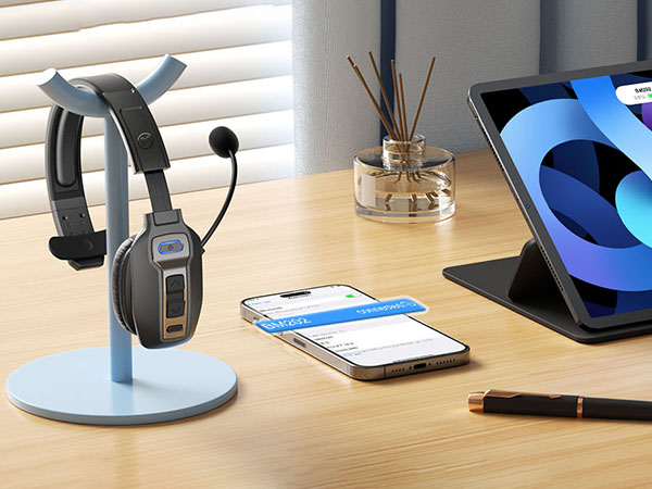 Multi-point pairing of Bluetooth 5.2 for trucker headset