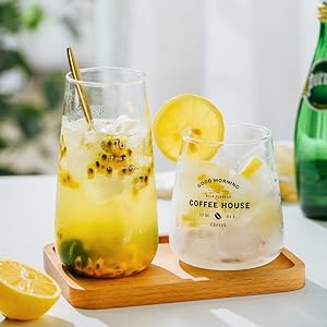ice cube tray with lid