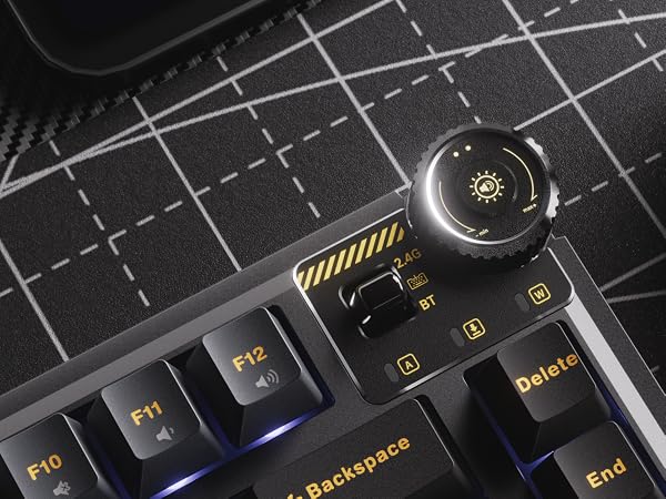 WIRELESS GAMING KEYBOARD