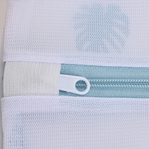 laundry hamper