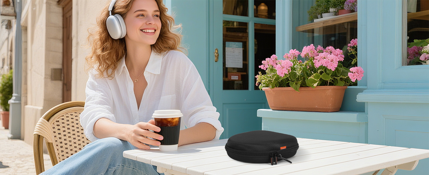 portable headphone case
