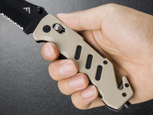 FLISSA Folding Pocket Knife with Glass Breaker and Seatbelt Cutter