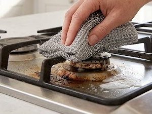Stove cleaning
