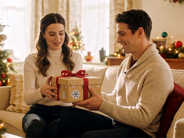 Adult lunch box can be a perfect gift for friend and family