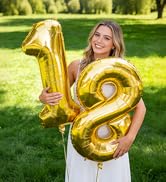 Gold 1 balloon