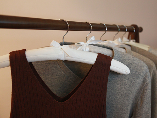 padded hangers for women