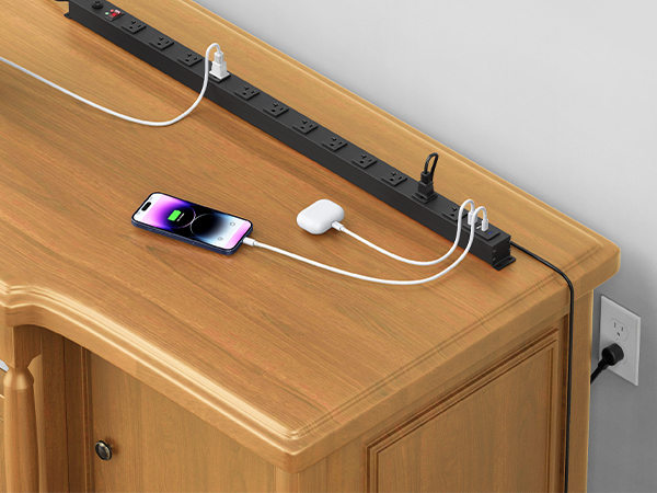 4 USB charging ports