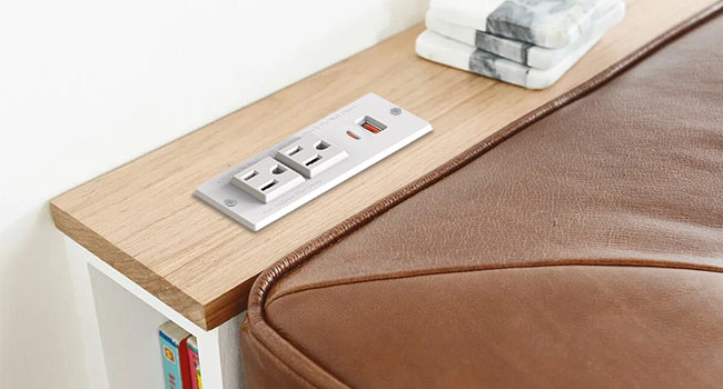 Desk Outlet with USB