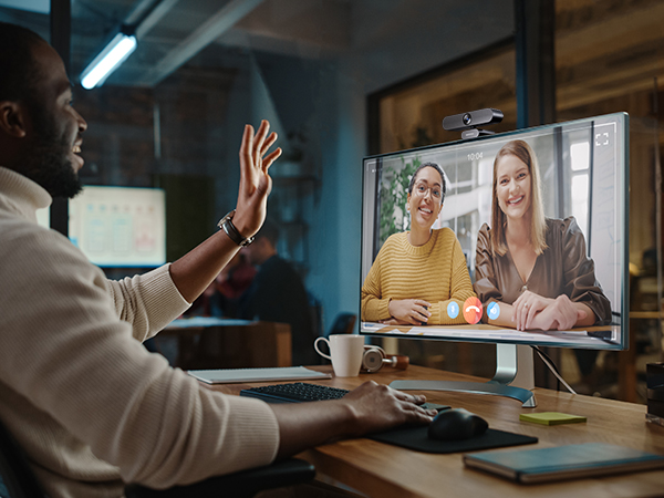 Low Light Correction Webcam