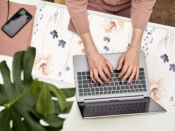 Leather Large Mouse Pad - Designed for Comfort and Productivity!