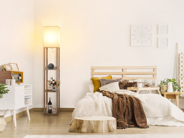 Floor lamp for bedroom