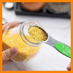 measuring spoons