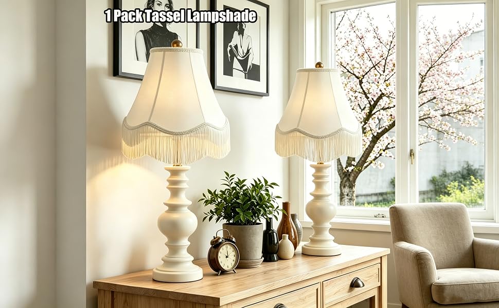 Fringe lamp shade