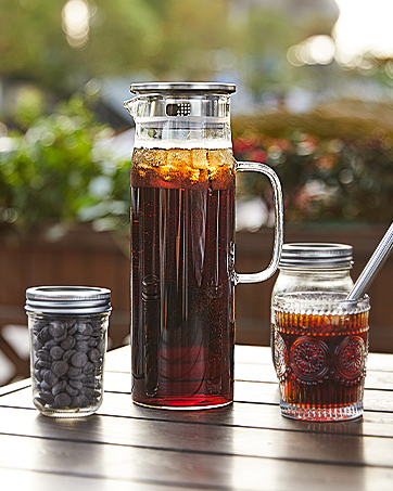 tea pitcher