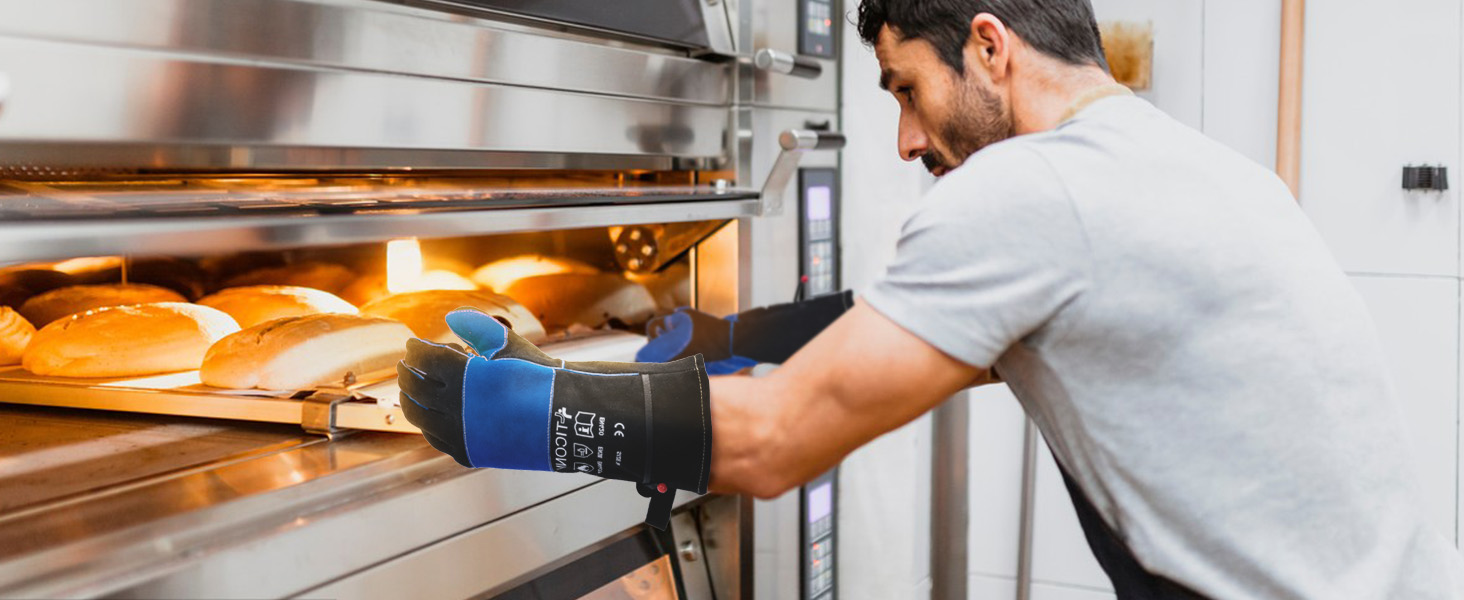 WELDING GLOVES