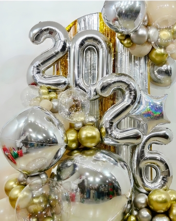 new years decorations 2026
