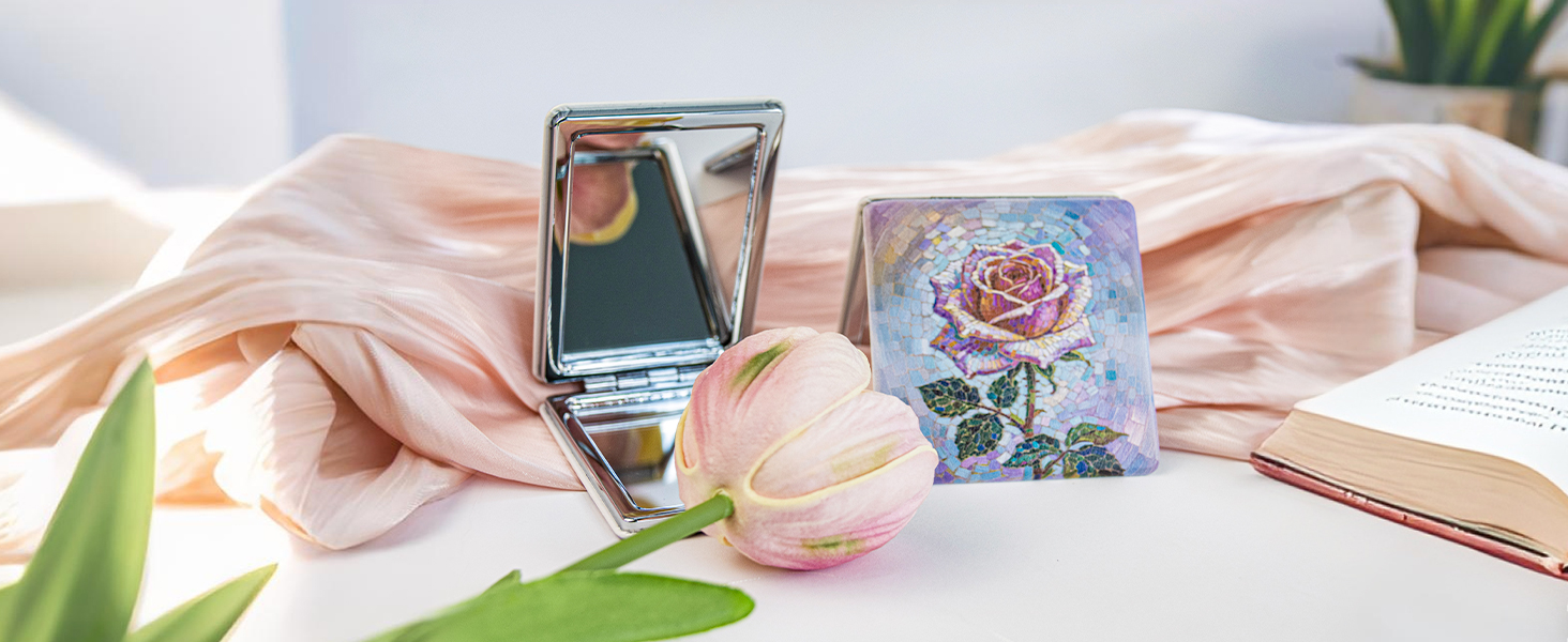 compact mirror