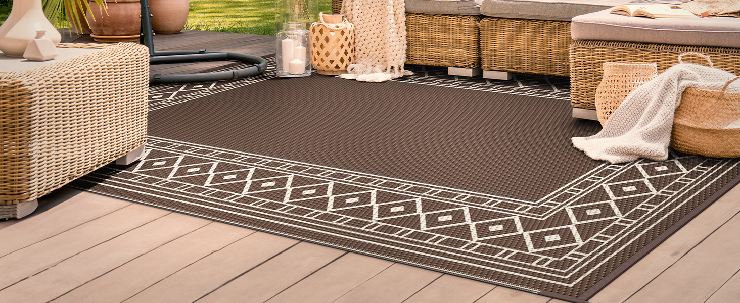 OUTDOOR RUG