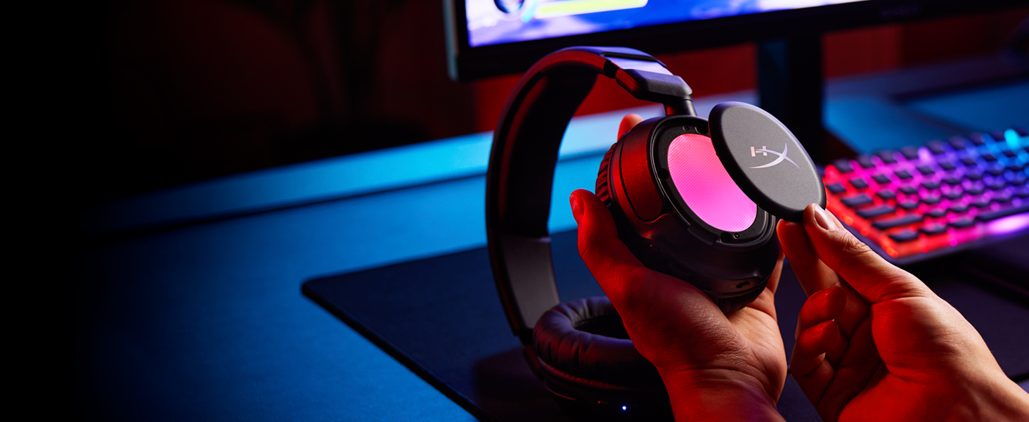 Advanced Customizable RGB and Replaceable Earcup Plates