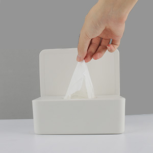 Easy to take out the wet wipes