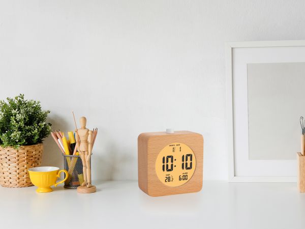 digital alarm clock