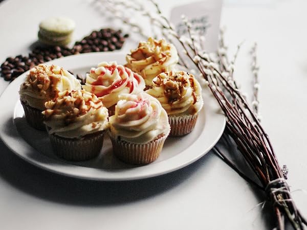 white muffin liners