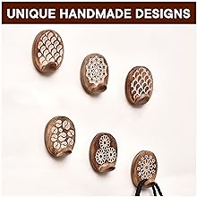hold strongly adhesive hooks