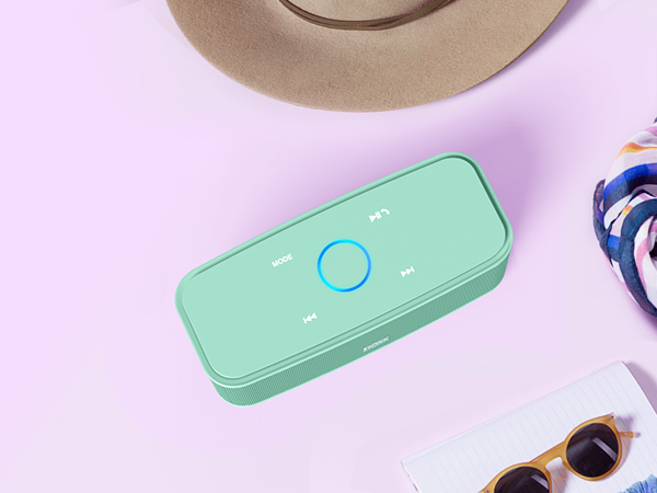 Green bluetooth speaker