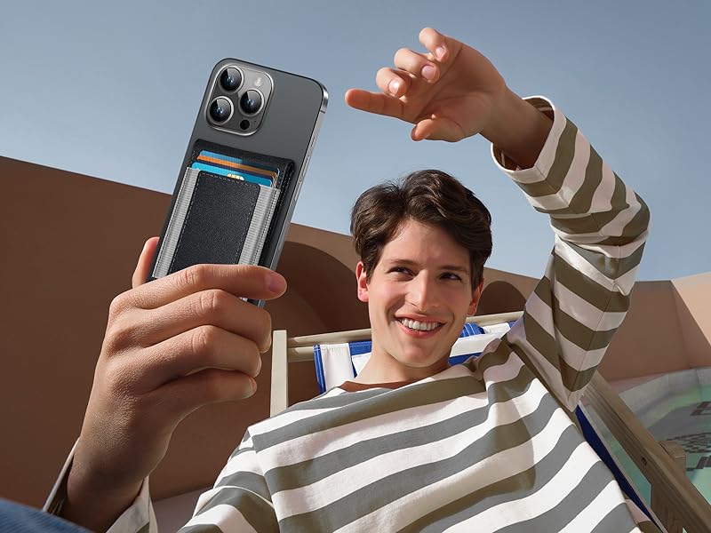 Magnetic wallet for iphone