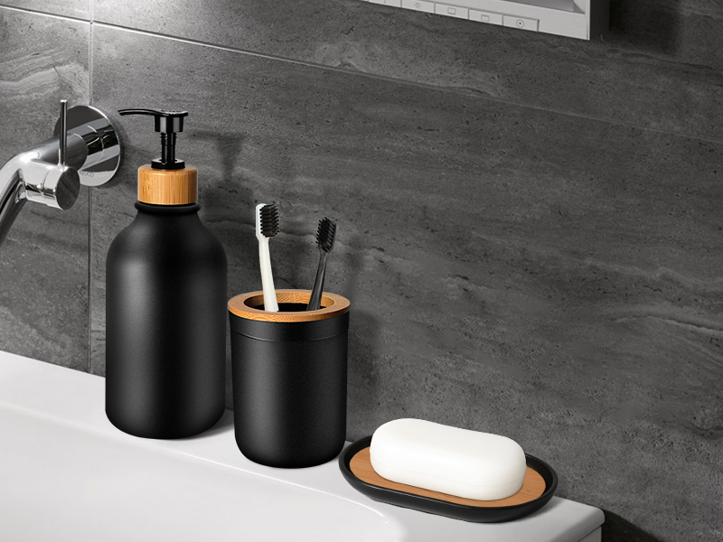 bathroom accessory set