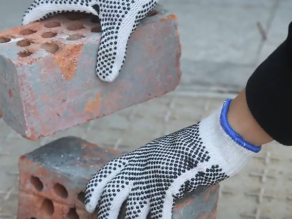 Construction gloves