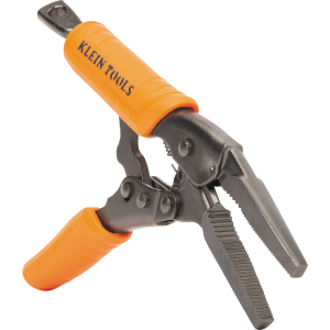 Quick release handles for pinch free operation