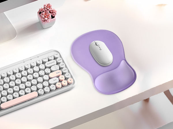 Mouse Pad with Wrist Rest Support