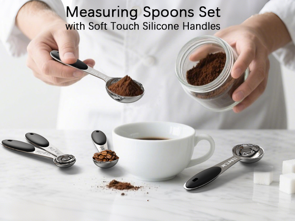 metal measuring cups