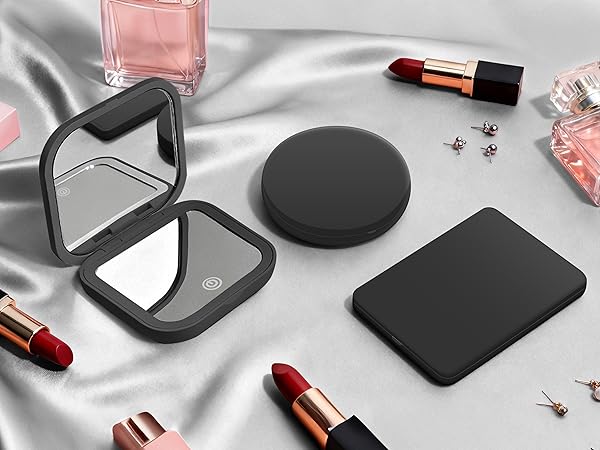 magnifying mirror