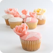white greaseproof cupcake liner