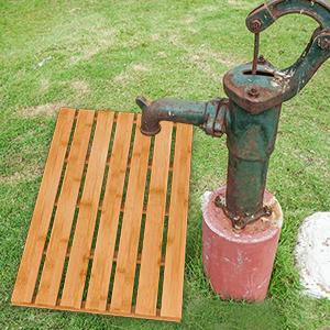wooden bath mat