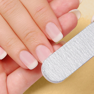 Nail dryer