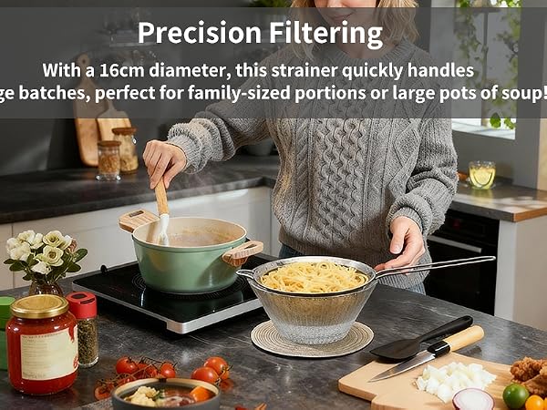 304 stainless steel strainer with 16cm diameter, perfect for large batches and family meals.
