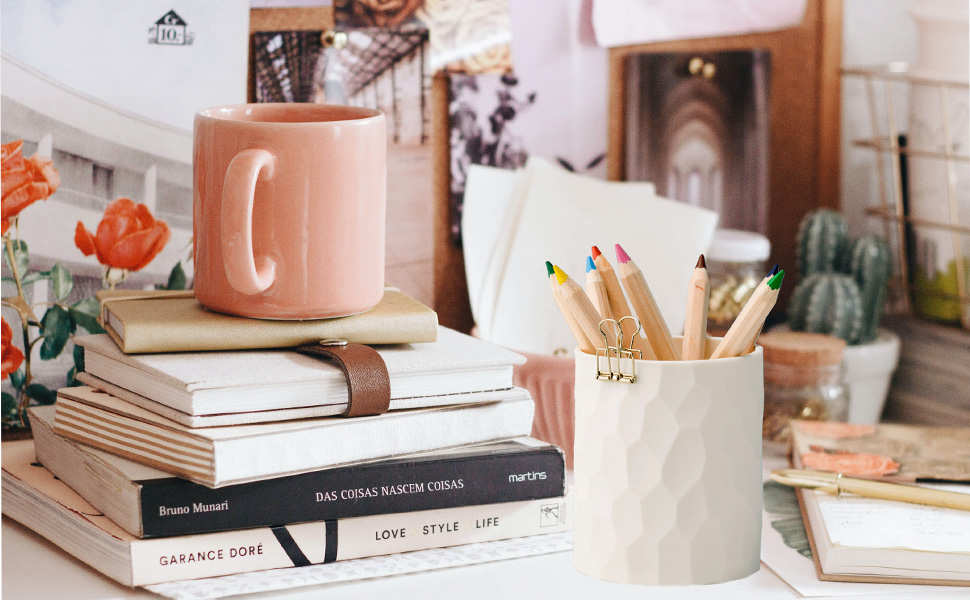 makeup brush organizer