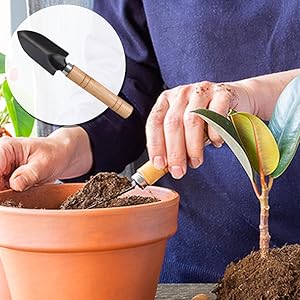 pointed tail shovel garden tools