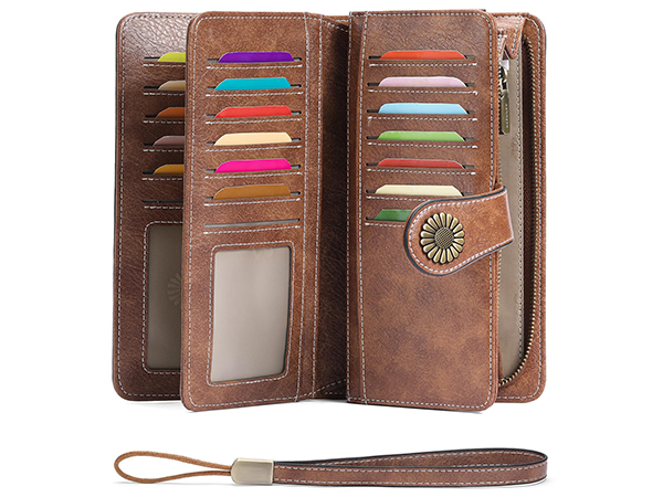 Large women's wallet